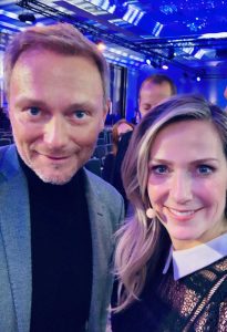Christiane Stein und Christian Lindner auf einer KI Konferenz