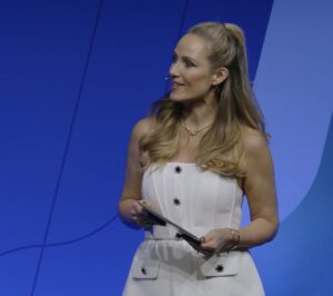 Konferenz Moderatorin moderiert für Dell